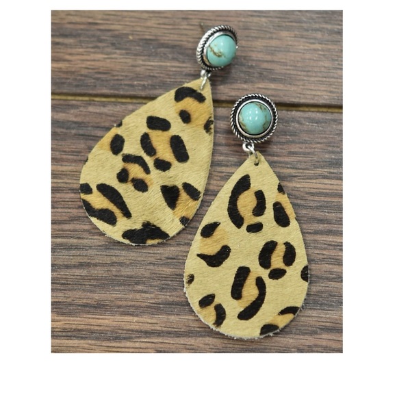 Jewelry - Genuine leather and turquoise leopard earrings